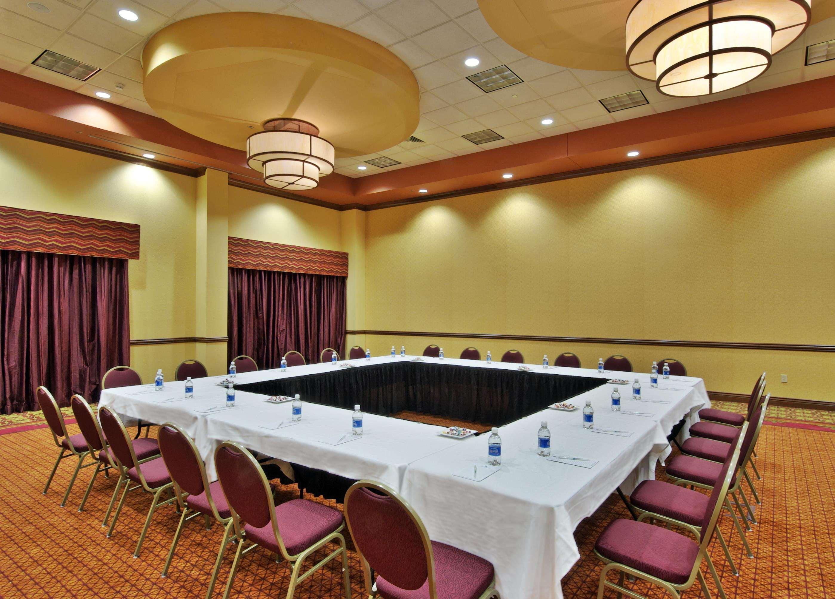 Embassy Suites Omaha- La Vista/ Hotel & Conference Center Fasilitas foto