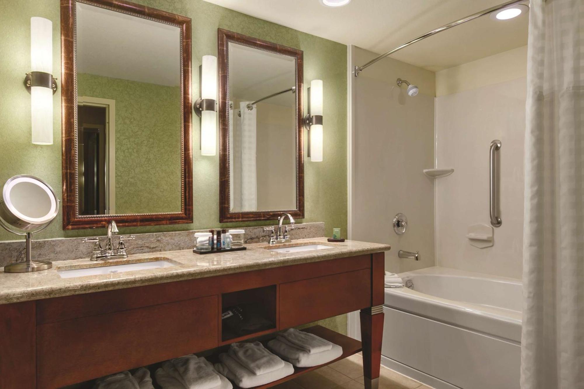 Embassy Suites Omaha- La Vista/ Hotel & Conference Center Bagian luar foto