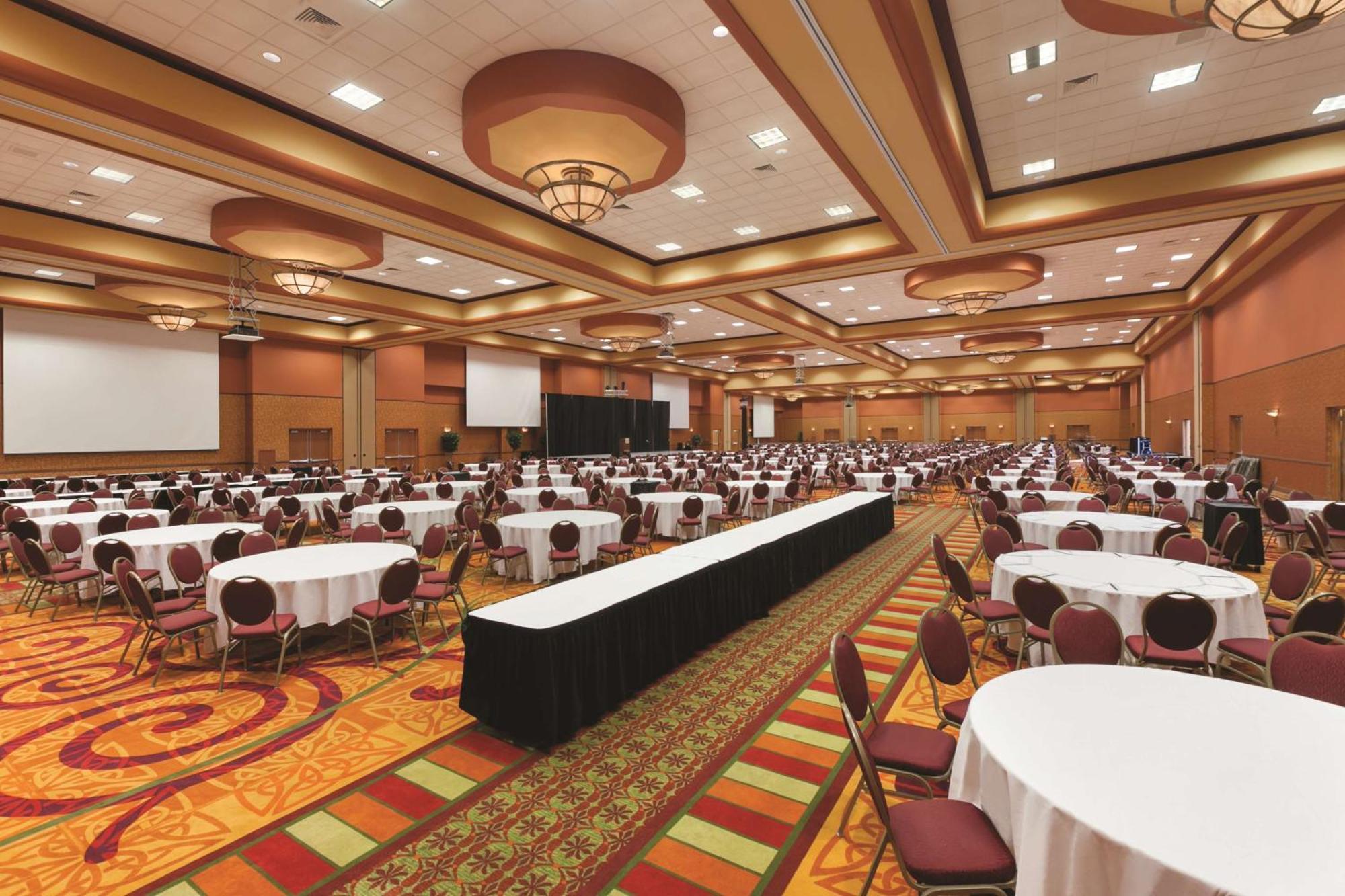 Embassy Suites Omaha- La Vista/ Hotel & Conference Center Bagian luar foto