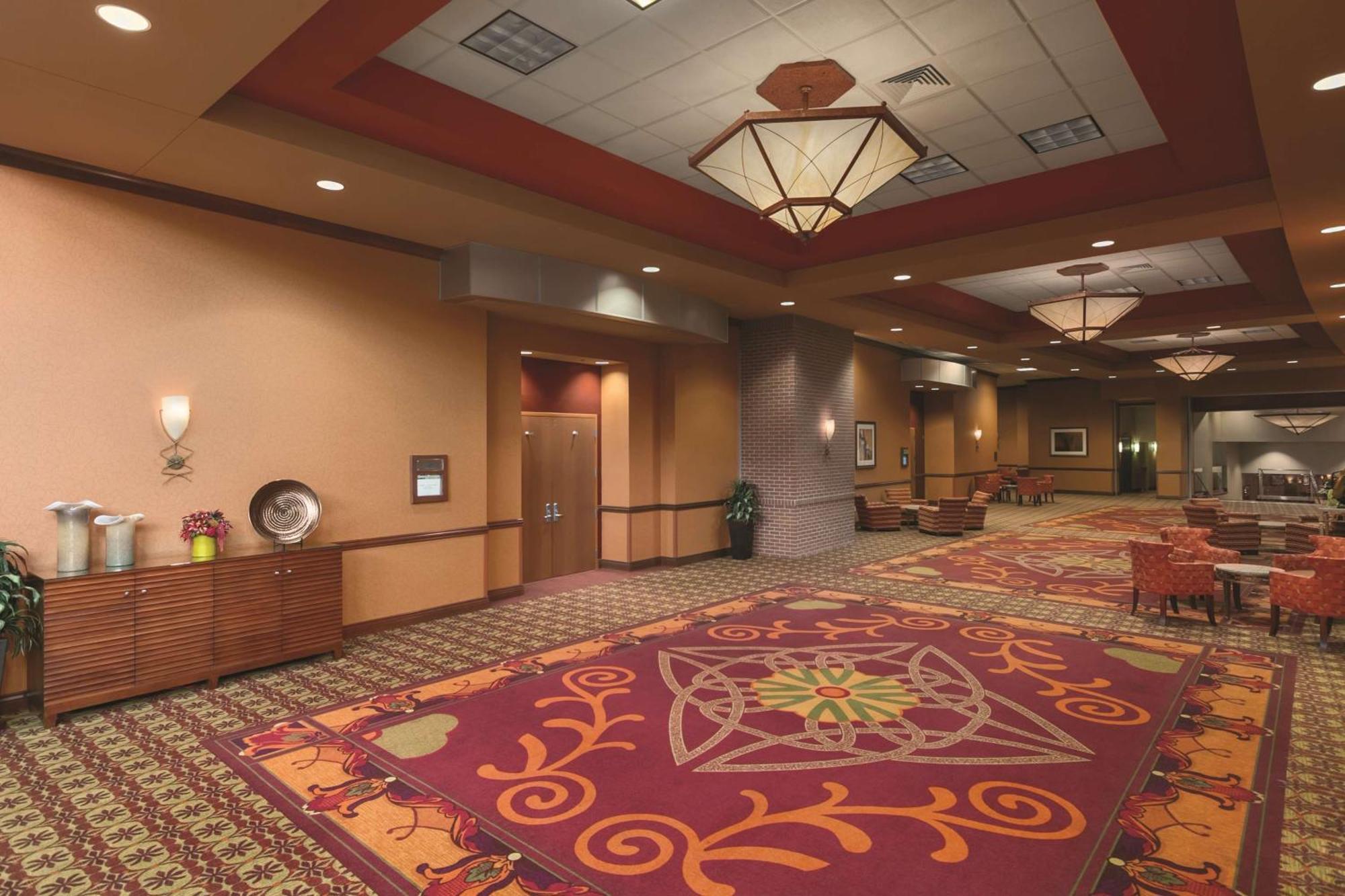 Embassy Suites Omaha- La Vista/ Hotel & Conference Center Bagian luar foto
