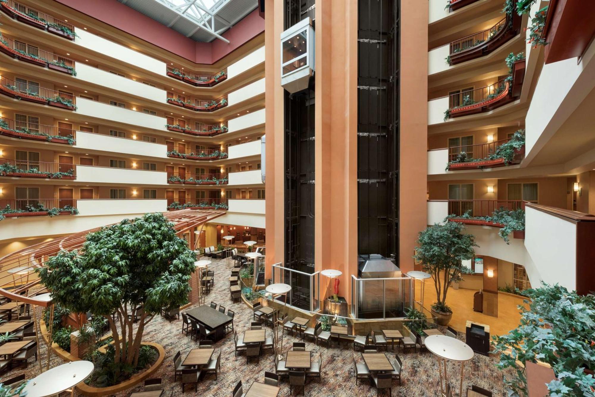 Embassy Suites Omaha- La Vista/ Hotel & Conference Center Bagian luar foto